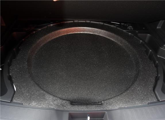 宋 2019款 1.5TI 自动智联越享型 其他细节类   备胎
