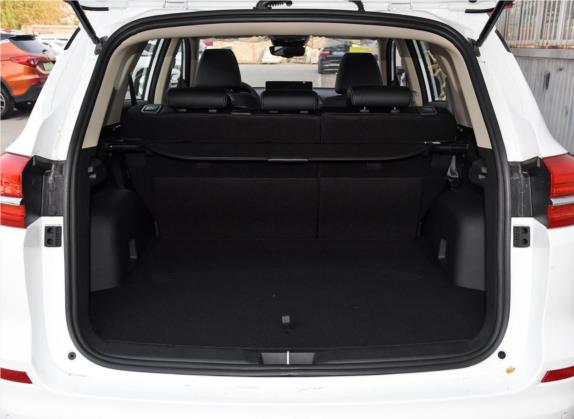 宋 2019款 1.5TI 自动智联越享型 车厢座椅   后备厢