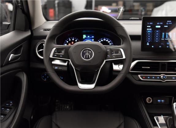 宋 2020款 经典版 1.5T 自动精英型 中控类   驾驶位