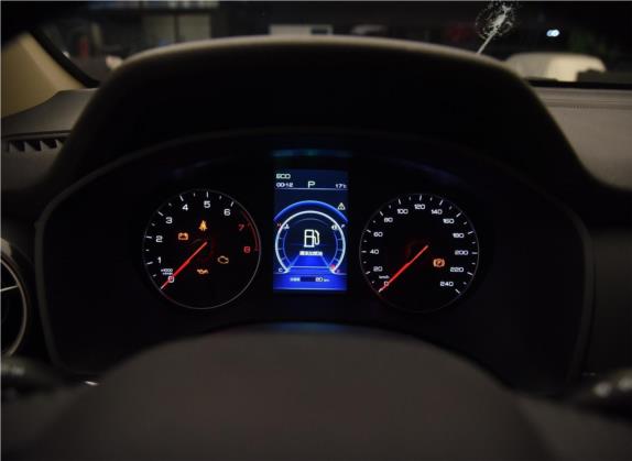 宋 2020款 经典版 1.5T 自动精英型 中控类   仪表盘