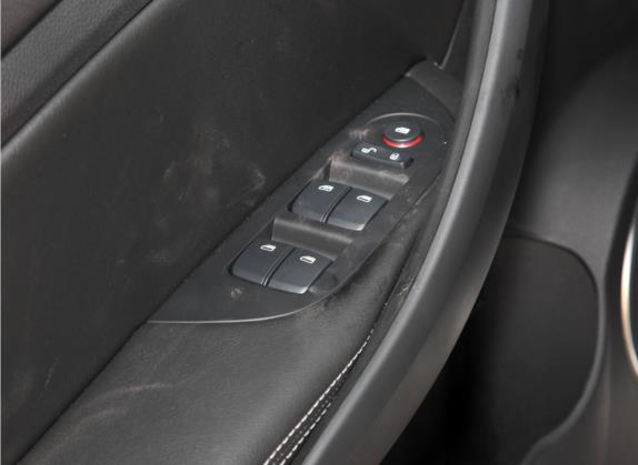 宋 2021款 经典版 1.5T 自动精英型 车厢座椅   门窗控制