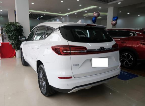 宋 2021款 经典版 1.5T 自动豪华型 外观   斜后