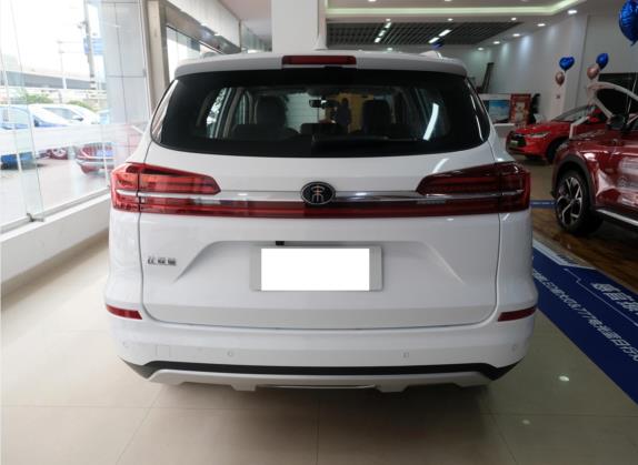 宋 2021款 经典版 1.5T 自动豪华型 外观   正后