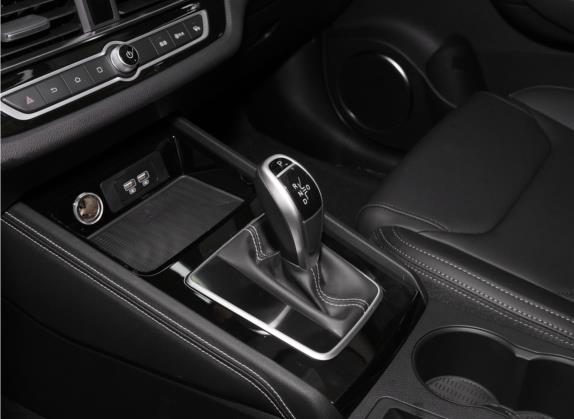 宋 2021款 经典版 1.5T 自动豪华型 中控类   挡把
