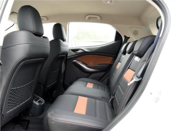 元 2016款 1.5L 手动豪华型 车厢座椅   后排空间