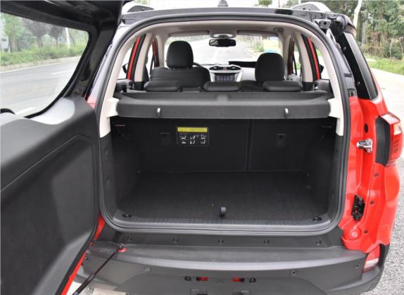 元 2016款 1.5TID 自动尊荣型 车厢座椅   后备厢