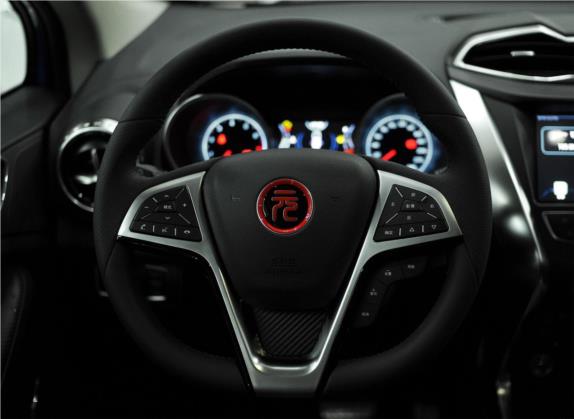 元 2016款 1.5L 自动豪雅型 中控类   驾驶位