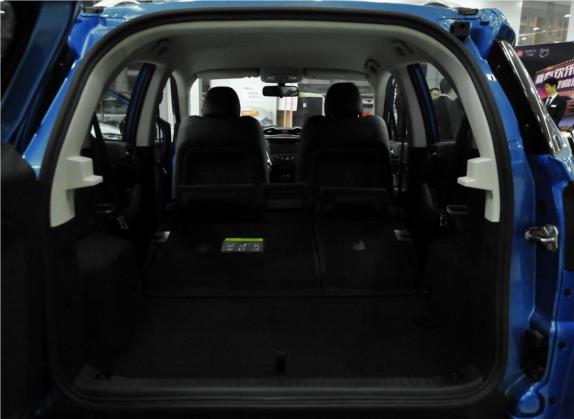 元 2016款 1.5L 自动豪雅型 车厢座椅   后备厢
