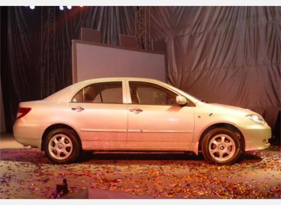 比亚迪F3 2005款 1.6L 舒适型 外观   正侧