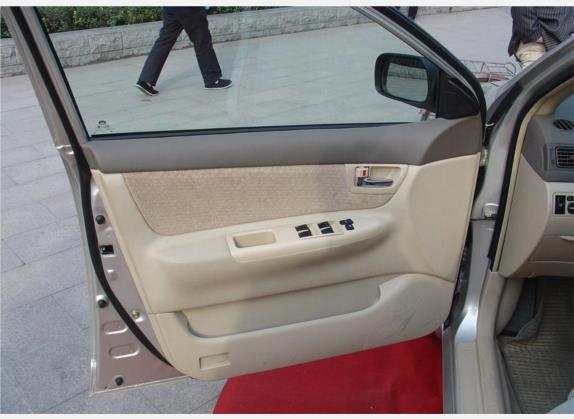 比亚迪F3 2005款 1.6L 经济型 车厢座椅   门窗控制
