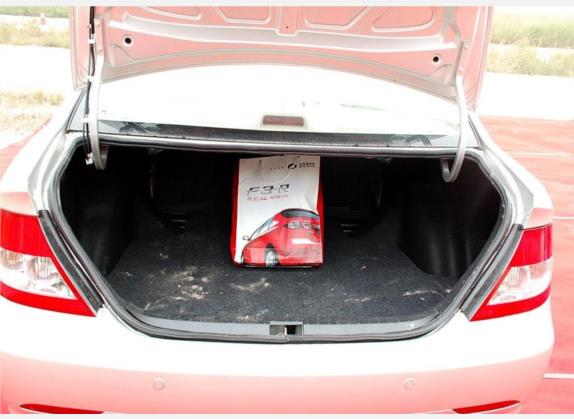 比亚迪F3 2007款 1.5L 白金豪华型GLX-i 车厢座椅   后备厢