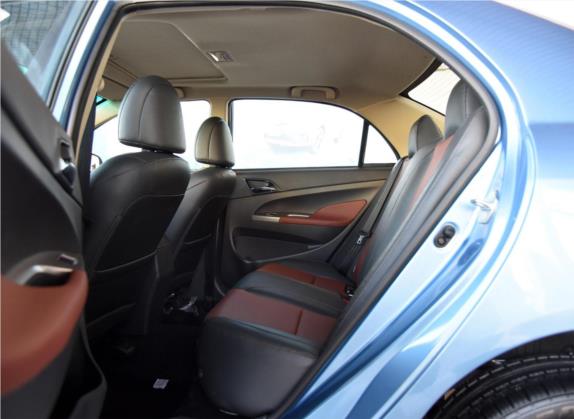 比亚迪F3 2015款 节能版 1.5L 手动尊贵型 车厢座椅   后排空间