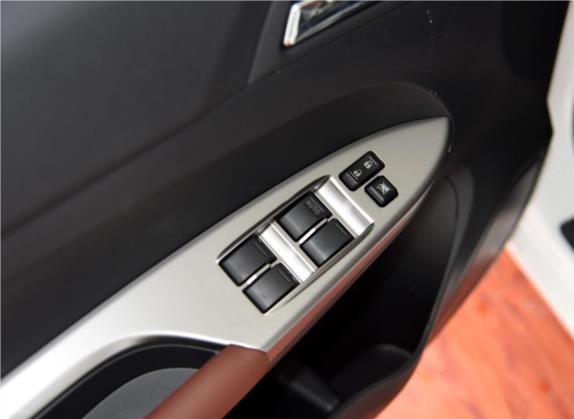 比亚迪F3 2015款 节能版 1.5L 自动豪华型 车厢座椅   门窗控制