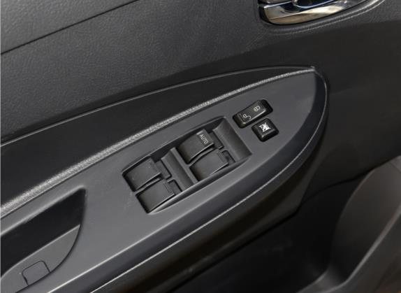 比亚迪F3 2020款 1.5L 手动豪华版 车厢座椅   门窗控制