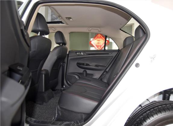 比亚迪e5 2016款 300 豪华型 车厢座椅   后排空间