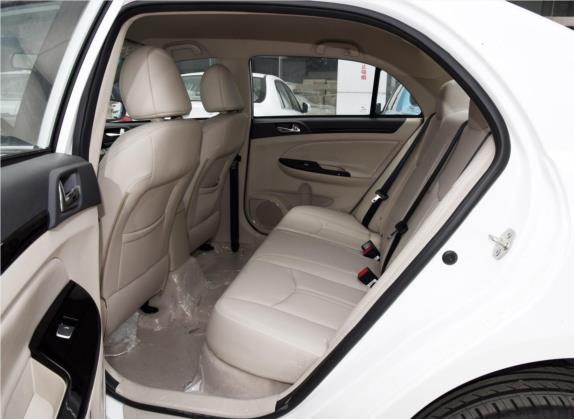 比亚迪e5 2017款 300 e享型 车厢座椅   后排空间