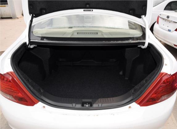 比亚迪e5 2017款 300 e享型 车厢座椅   后备厢