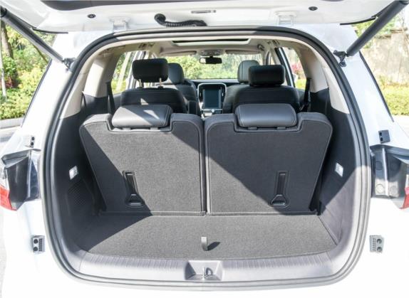 宋MAX 2018款 1.5T 自动智联尊享型 6座 车厢座椅   后备厢