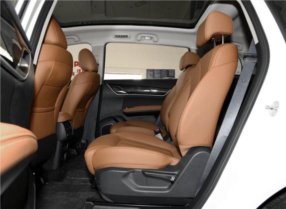 宋MAX 2018款 1.5T 自动智联精英型 6座 车厢座椅   后排空间