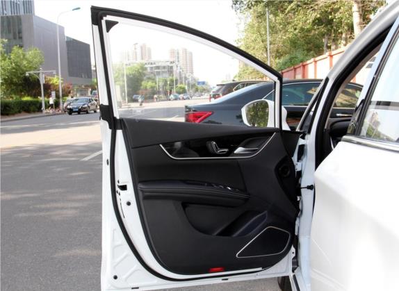 宋MAX 2018款 1.5T 自动智联尊享型 7座 车厢座椅   前门板