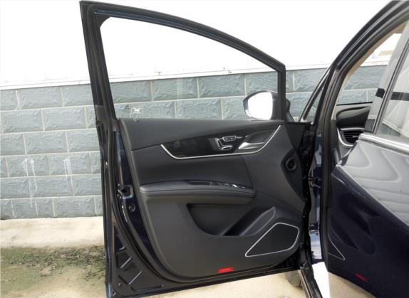 宋MAX 2018款 1.5T 自动智联旗舰型 7座 车厢座椅   前门板