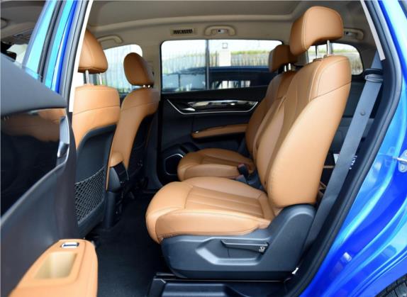 宋MAX 2019款 1.5T 自动智联睿耀型 6座 国V 车厢座椅   后排空间