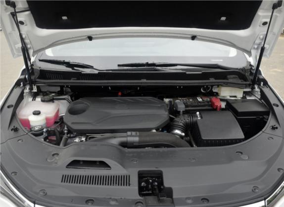 宋MAX 2019款 1.5T 手动智联睿逸型 6座 国VI 其他细节类   发动机舱