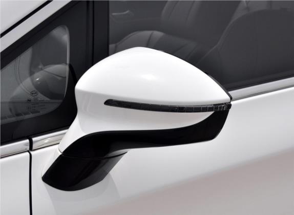 宋MAX 2019款 1.5T 手动智联睿逸型 7座 国V 外观细节类   外后视镜
