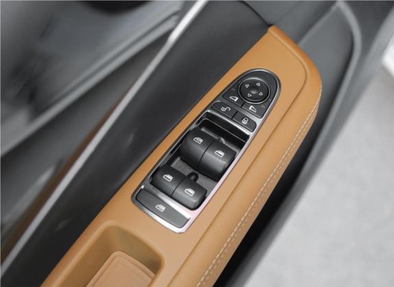 宋MAX 2019款 1.5T 自动智联睿逸型 6座 国V 车厢座椅   门窗控制