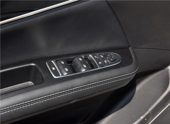 宋MAX 2019款 1.5T 自动智联睿逸型 7座 国VI 车厢座椅   门窗控制