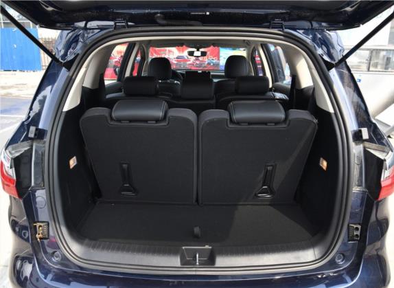 宋MAX 2019款 1.5T 自动智联睿动型 7座 国V 车厢座椅   后备厢