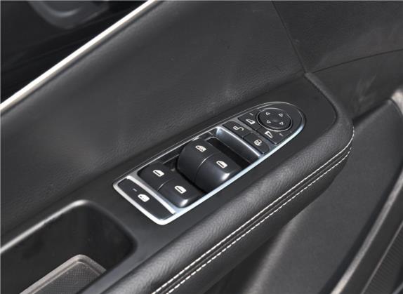 宋MAX 2019款 1.5T 自动智联睿动型 7座 国V 车厢座椅   门窗控制