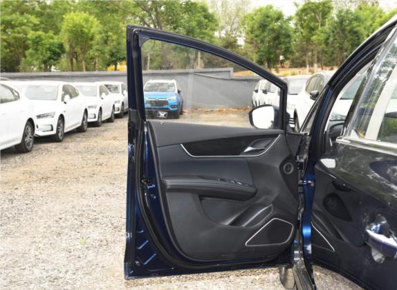 宋MAX 2019款 1.5T 自动智联睿进型 6座 国V 车厢座椅   前门板