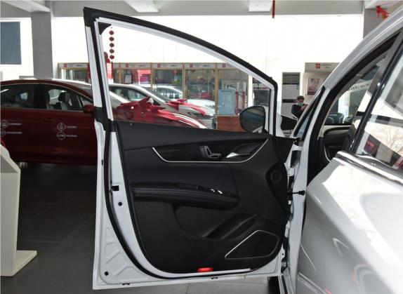 宋MAX 2019款 1.5T 自动智联睿动型越享版 6座 国V 车厢座椅   前门板