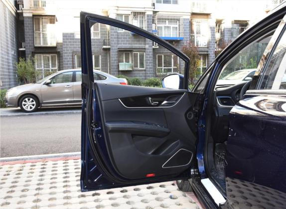 宋MAX 2019款 1.5T 自动智联睿动型越享版 6座 国VI 车厢座椅   前门板