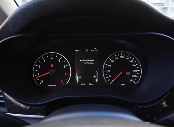 宋MAX 2019款 1.5T 自动智联睿动型越享版 6座 国VI 中控类   仪表盘