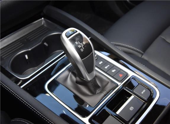 宋MAX 2019款 1.5T 自动智联睿动型越享版 6座 国VI 中控类   挡把
