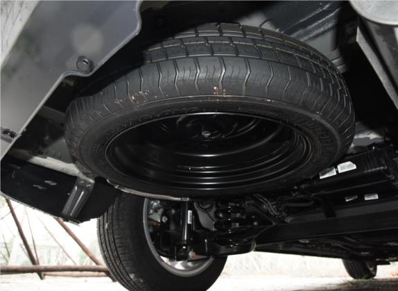 宋MAX 2021款 升级版 1.5T 自动旗舰型 7座 其他细节类   备胎