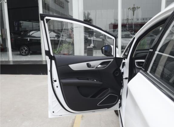 宋MAX 2021款 升级版 1.5T 自动尊贵型 7座 车厢座椅   前门板