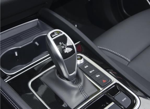 宋MAX 2021款 升级版 1.5T 自动尊贵型 7座 中控类   挡把