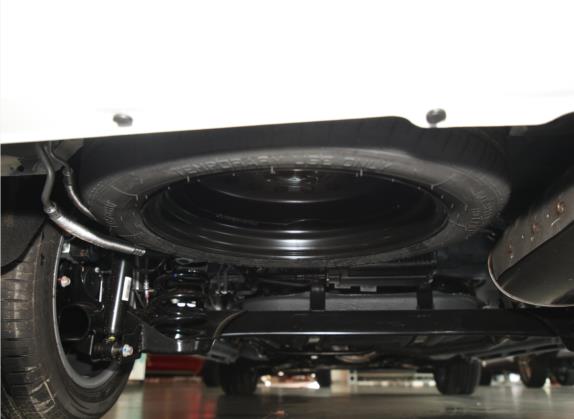 宋MAX 2021款 升级版 1.5T 自动尊贵型 6座 其他细节类   备胎