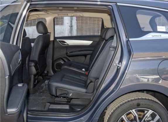 宋MAX 2021款 升级版 1.5T 自动豪华型 7座 车厢座椅   后排空间