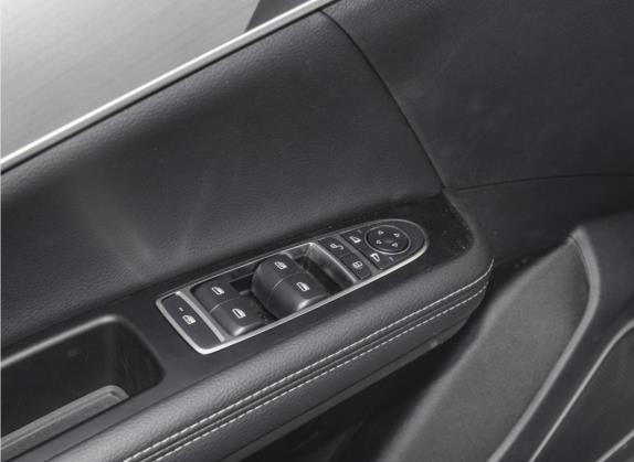 宋MAX 2021款 升级版 1.5T 手动豪华型 7座 车厢座椅   门窗控制