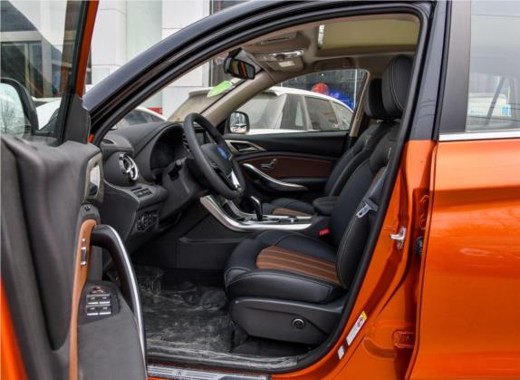 宋新能源 2018款 宋EV400 智联进享型 车厢座椅   前排空间