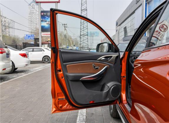 宋新能源 2018款 宋EV400 智联进享型 车厢座椅   前门板