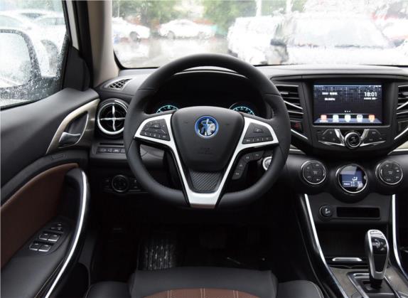 宋新能源 2018款 宋EV400 智联进取型 中控类   驾驶位