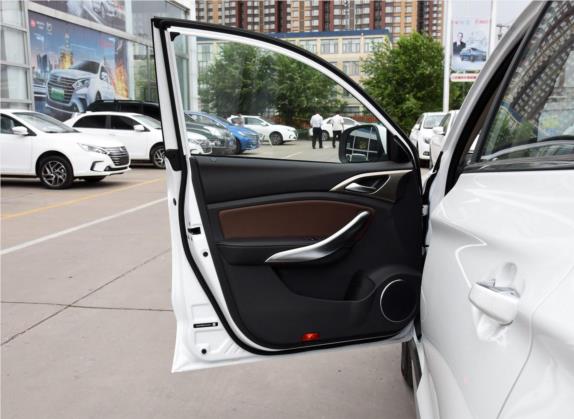 宋新能源 2018款 宋EV400 智联进取型 车厢座椅   前门板