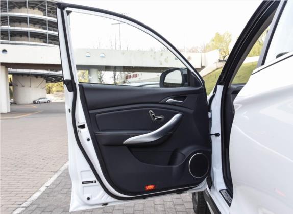 宋新能源 2019款 宋EV500 智联领耀型 车厢座椅   前门板