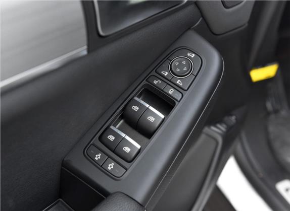 唐 2018款 2.0T 自动智联尊荣型 7座 国V 车厢座椅   门窗控制