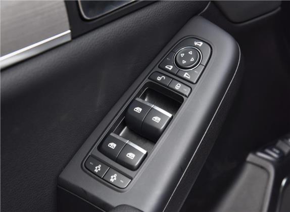唐 2019款 2.0T 自动智联尊荣型 7座 国VI 车厢座椅   门窗控制